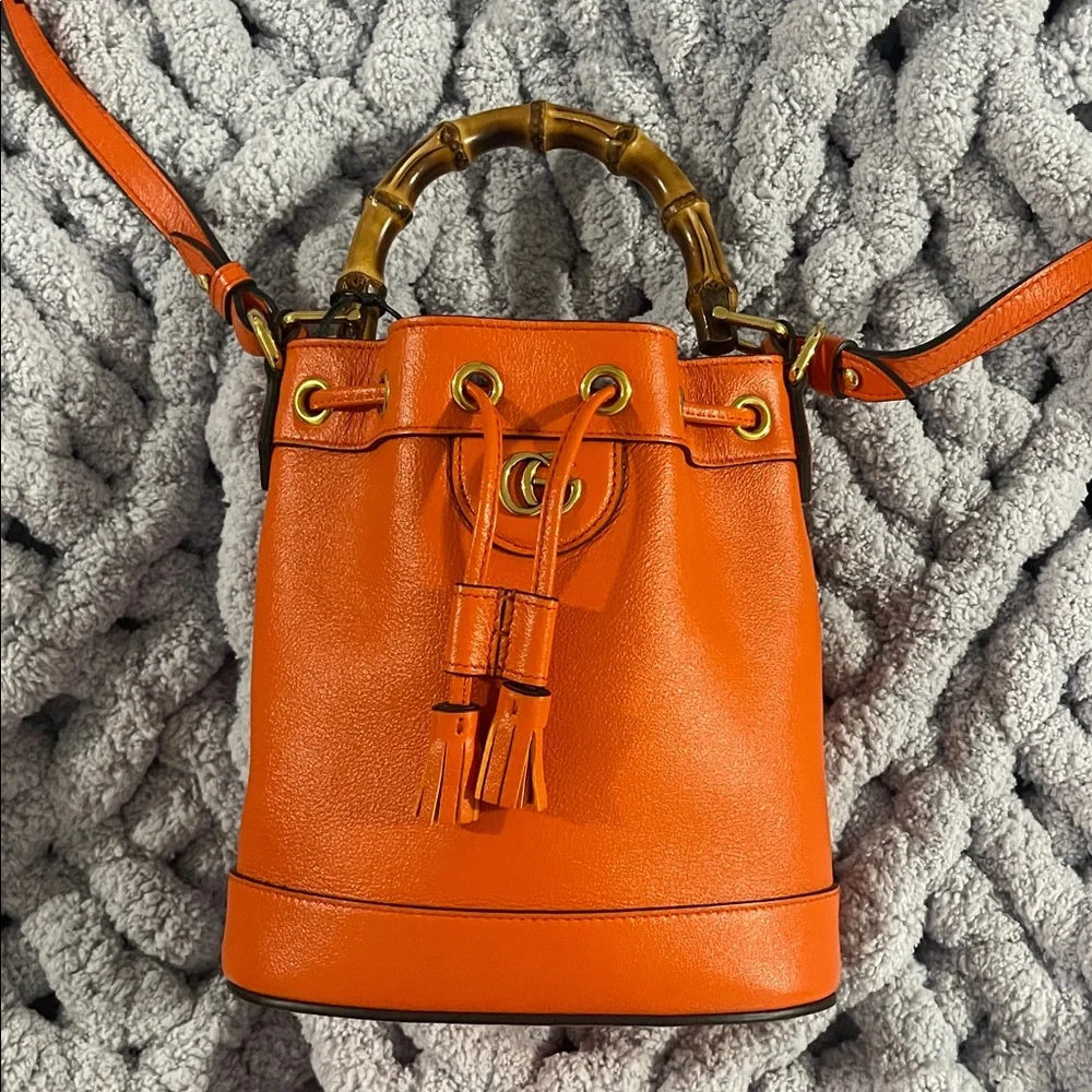 Gucci Diana Mini Bucket Bag